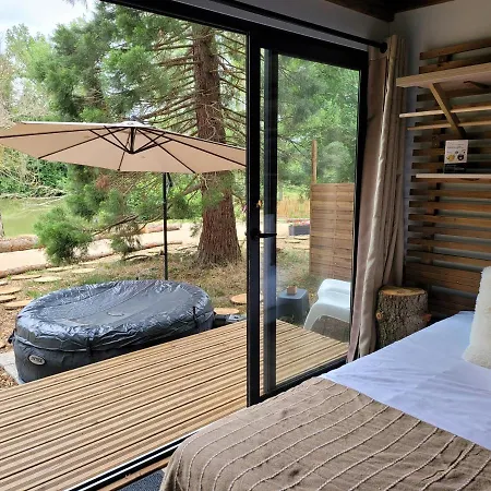 캠프장 Le Chalet Montegut Hebergements Insolites Coulandon