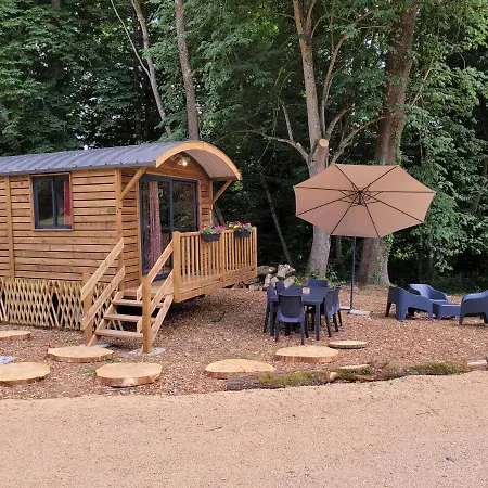 Le Chalet Montegut Hebergements Insolites Camping Coulandon