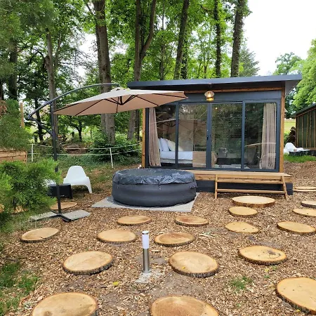 Camping Le Chalet Montegut Hebergements Insolites *