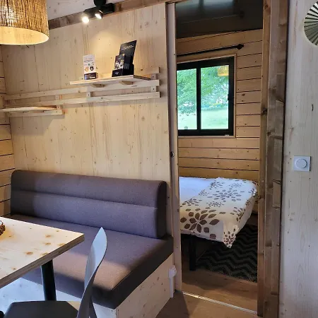 Le Chalet Montegut Hebergements Insolites Camping *
